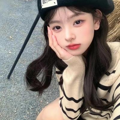 莫斯科来的香烟女孩